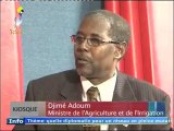 LE MINISTRE DE LA FAMINE ET DES FOURMILIERES ADOUM DJIMET INVITE DE KIOSQUE