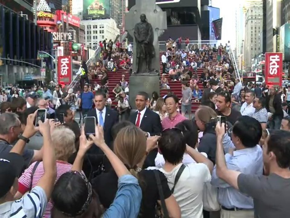 USA: les sosies d'Obama et Romney font campagne eux aussi