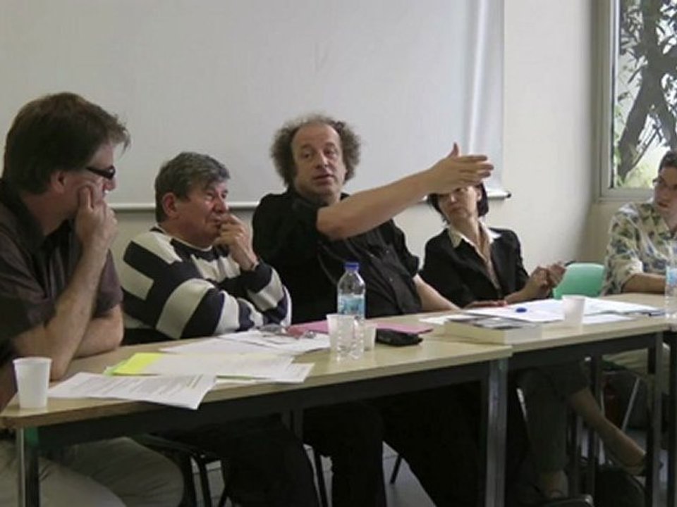 "Un village français": Ecrire une série historique 3/3