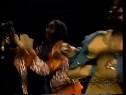 Soul ll Soul - Keep On Movin (Krazytoons Remix) (DVD) [1989] [HQ]