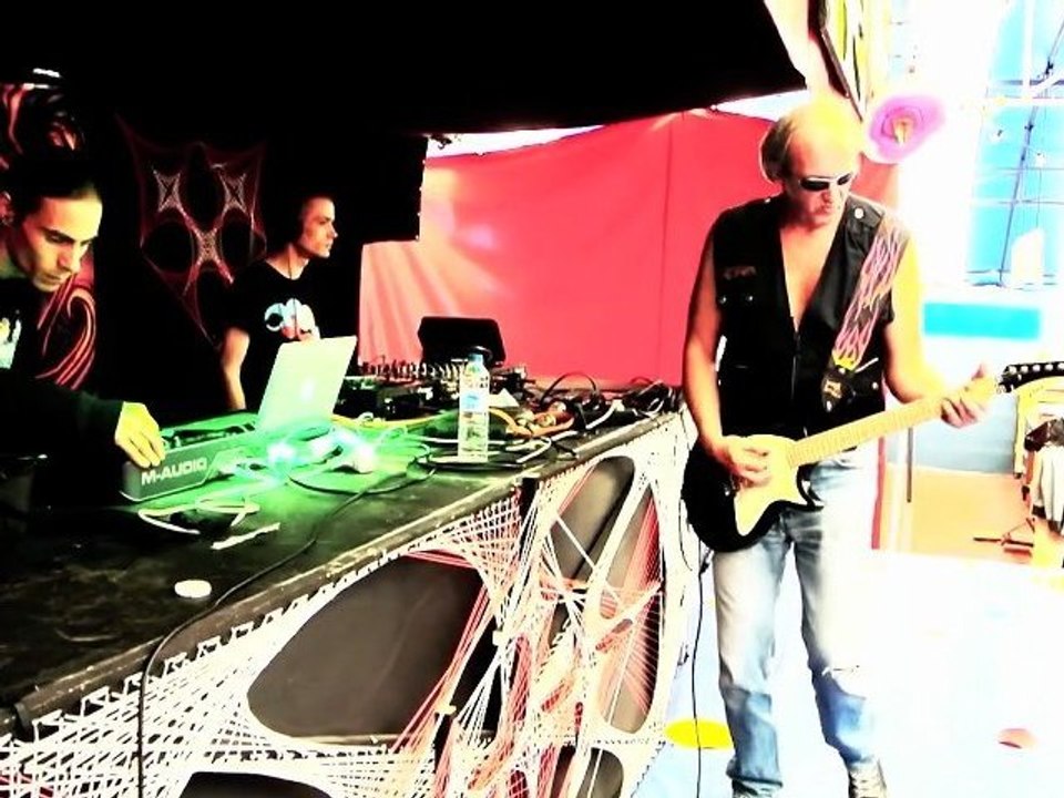 Squazoid Live! U Want Some?