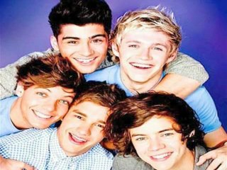 One Direction Unveils The Cover Of Their New Single - Hollywood News