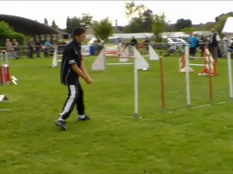 Concours agility 2012 St André Jérémy et folie