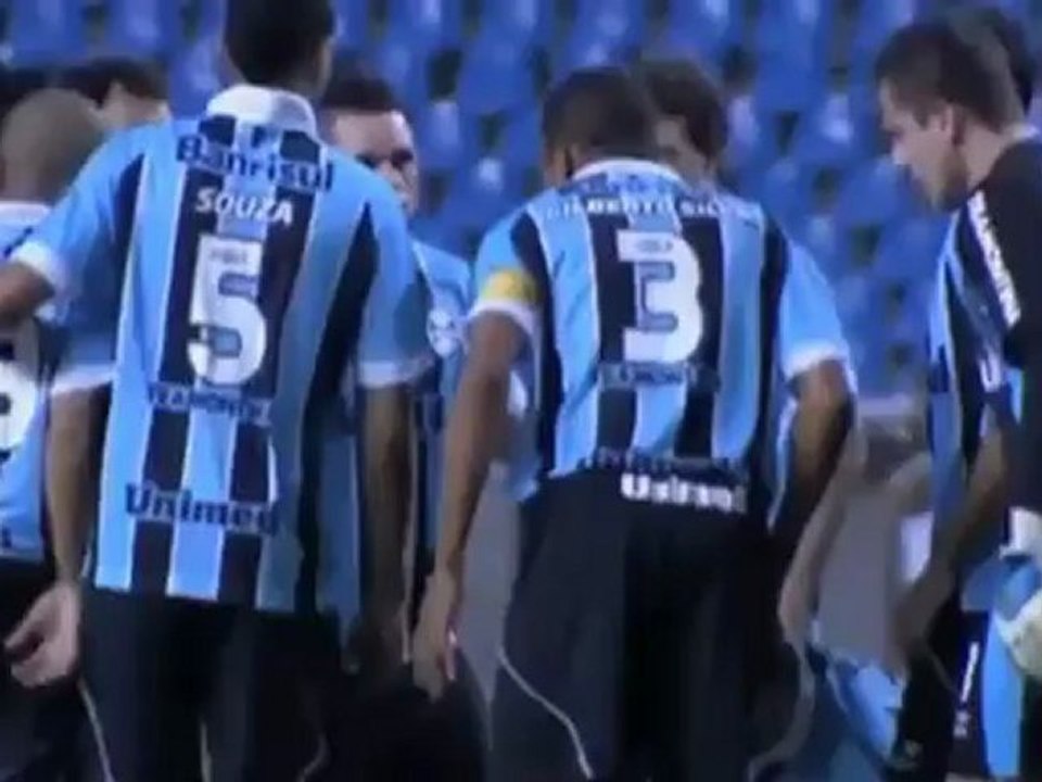 Brasileiro: Freistoßtor! 17-Jähriger sichert Flamengo einen Punkt