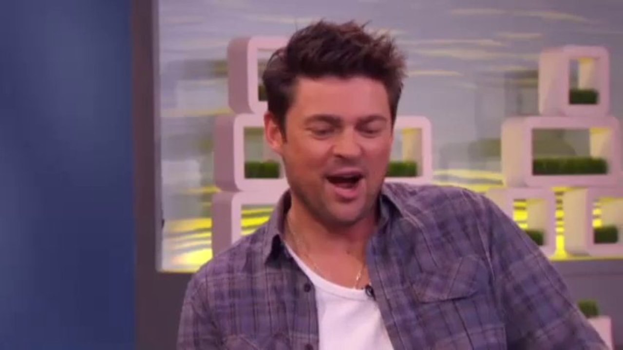 2012 SEP 17 VH1 Big Morning Buzz Live with Carrie Keagan - Karl Urban