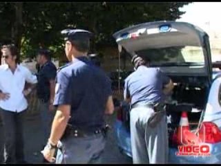 Napoli - Nuovo sequestro di armi e droga a Scampia (live 17.09.12)