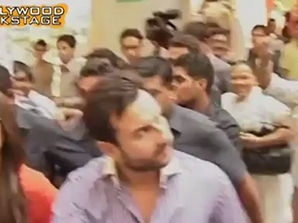 Saif Ali Khan's WORKOUT on 'Halkat Jawaani'