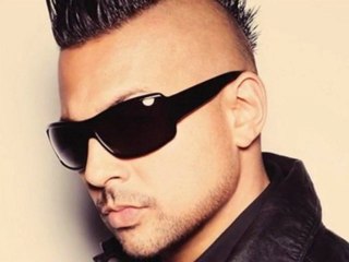 Arash feat. Sean Paul - She Makes Me Go