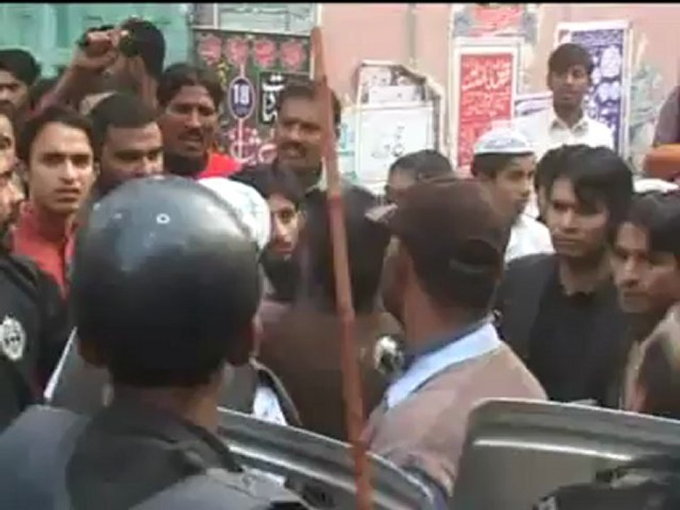 MASJID BEHURMATI (Sipahe Shabah Attack On Peshawar SHIA SUNNI FASAD)