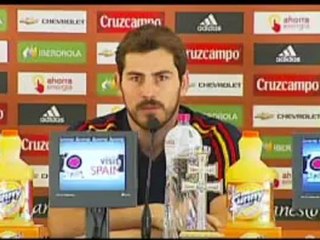 Casillas: "Juegue quién juegue, lo importante es que esté respaldado por el resto"