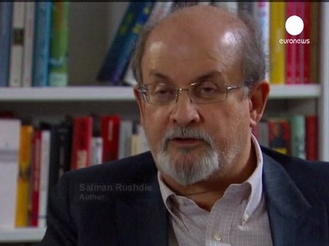 Salman Rushdie: Les versets sataniques seraient...