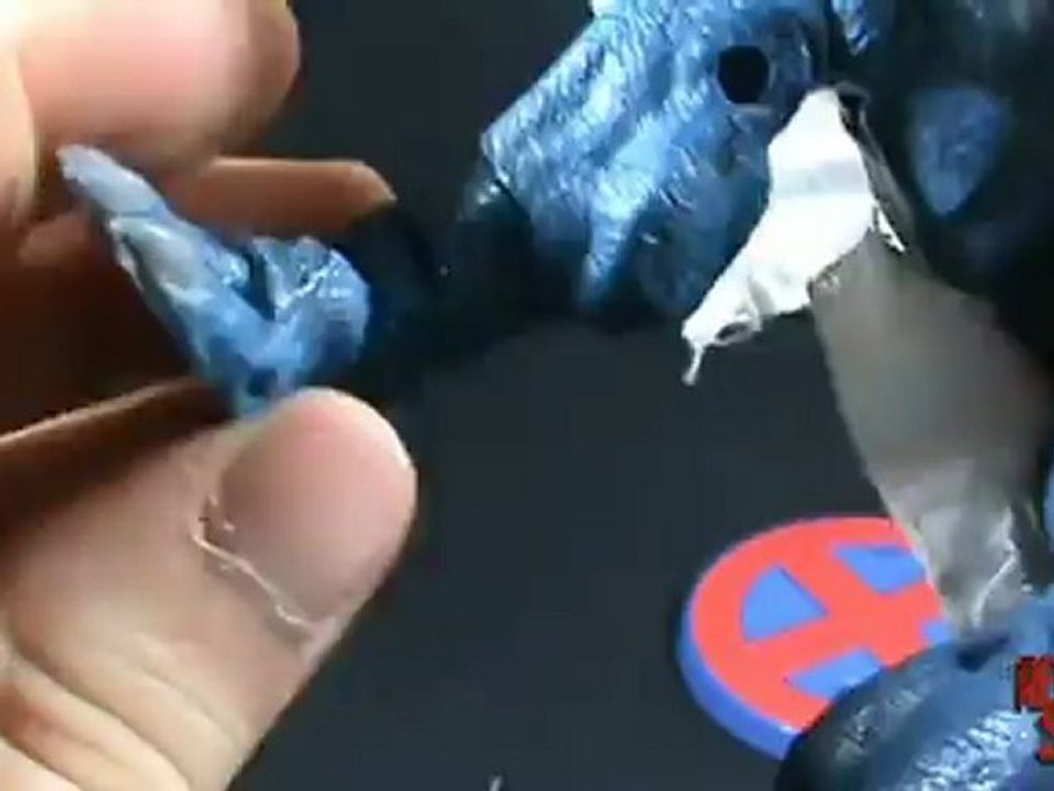 Toy Spot - Marvel Legends X-men Legends Boxed set Beast figure