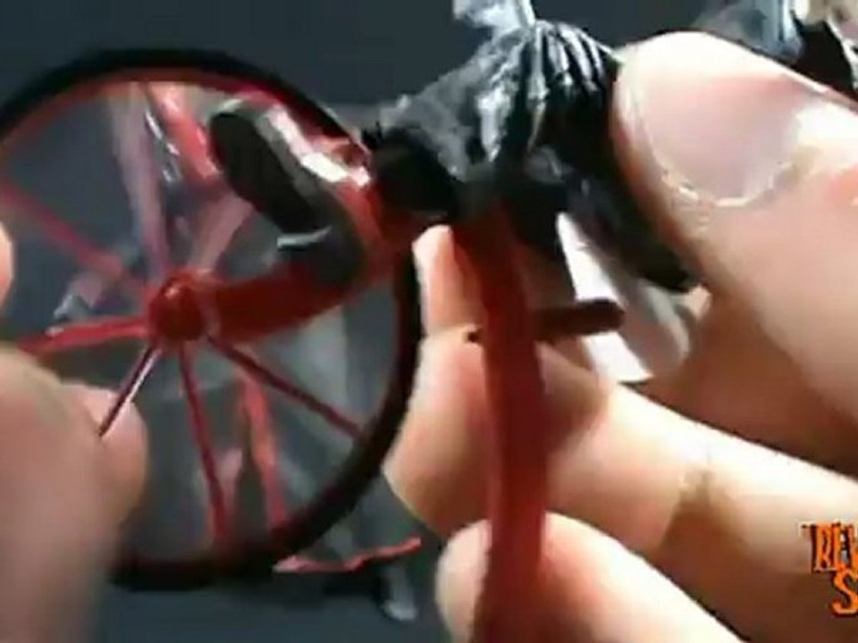 Spooky Spot - Neca Cult Classics, Series 5  Jigsaw killer