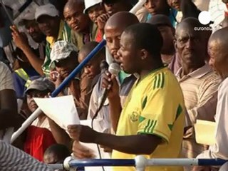 Güney Afrikalı madenciler zam teklifini kabul etti