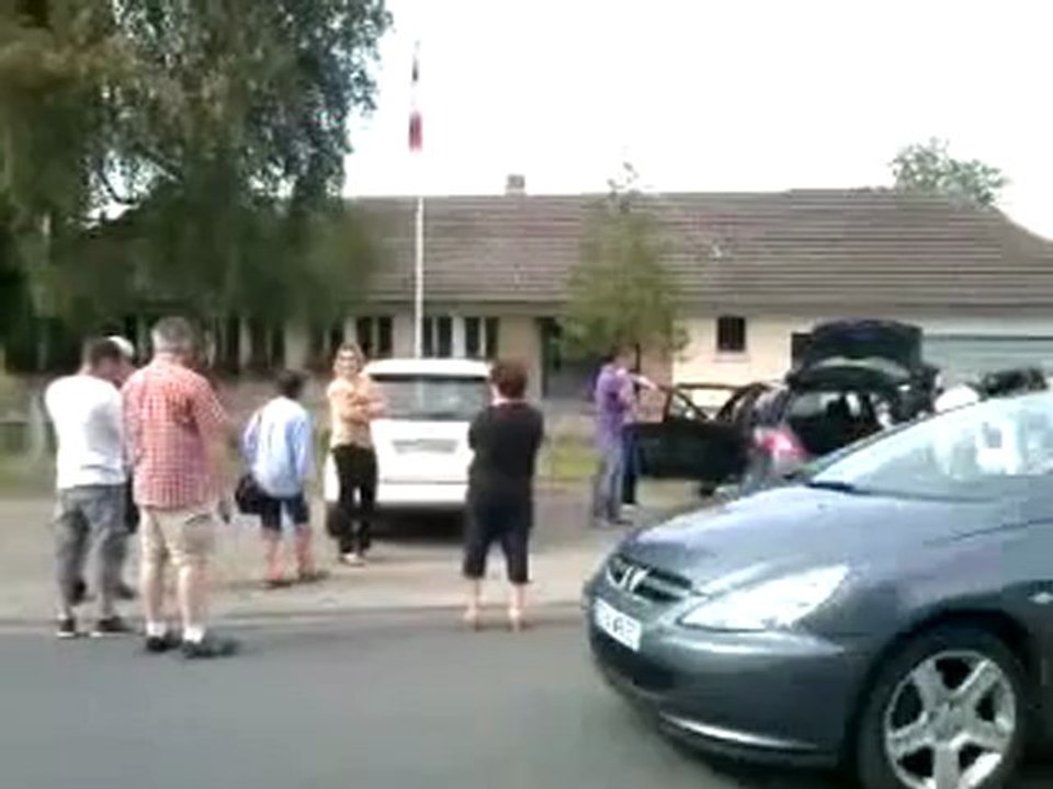 L'amour est dans le pré Bertrand se fait arrêté par la gendarmerie 1