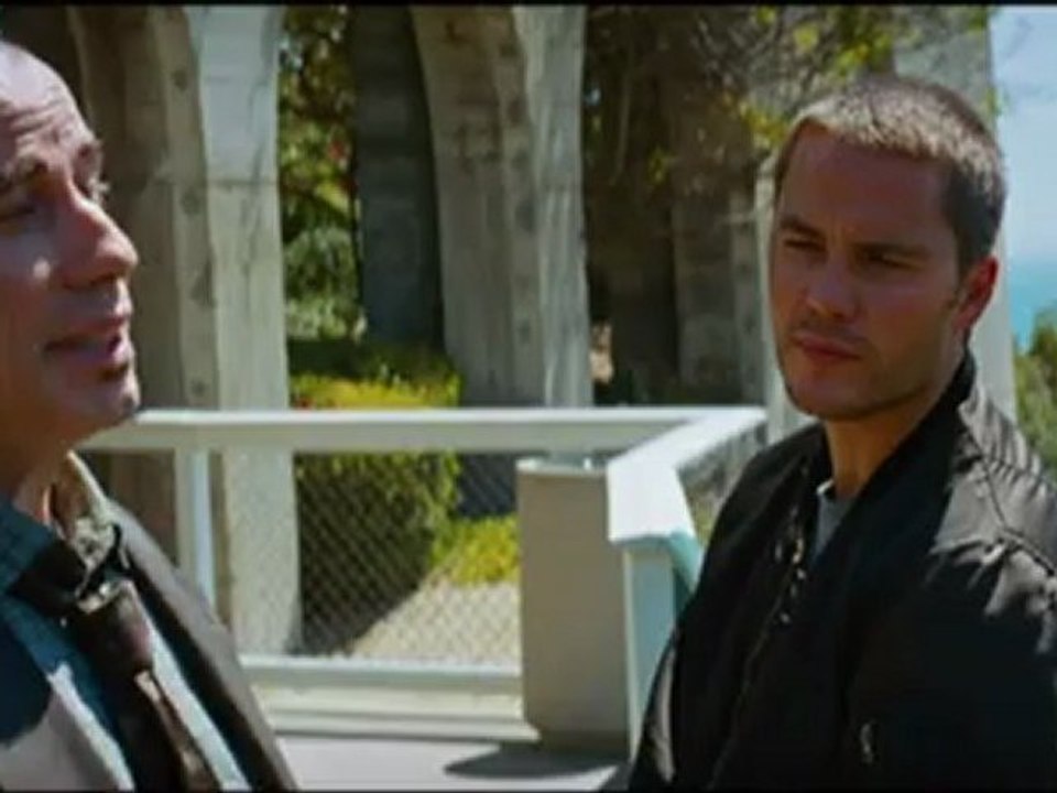 Savages - Clip - Dennis Advises Ben And Chon