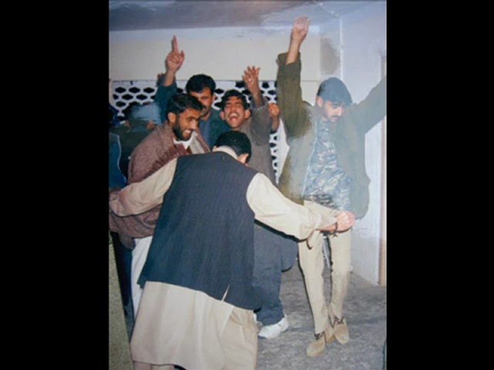 ATTA ULLHA kis liye jane man