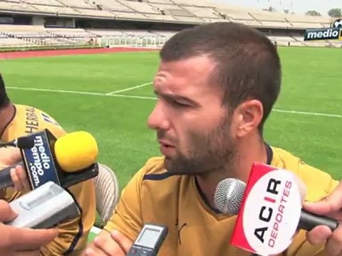 MT - Pumas: Velarde y Villa, 18 de septiembre 2012