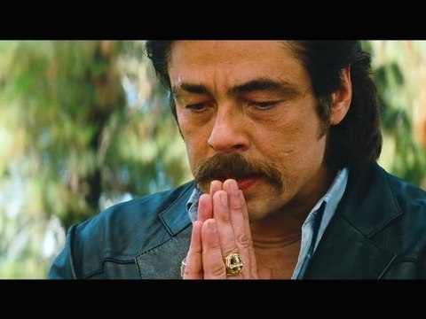 Savages - Oliver Stone - Clip n°6 (HD)