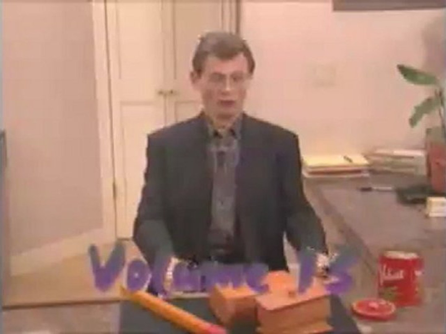 cigarette eating magician Expert Cigarette Magic Made Easy - Vol.2 by Tom Mullica (DVD)