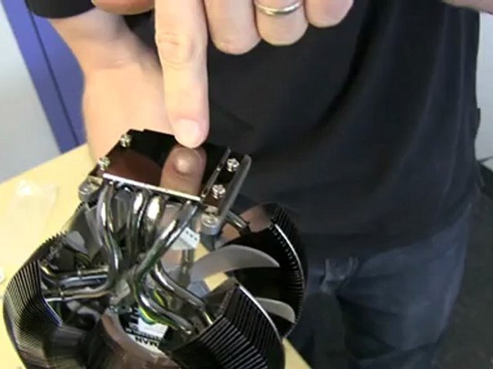 Zalman CNPS9900 MAX Red LED CPU Cooler Unboxing & First Look Linus Tech Tips