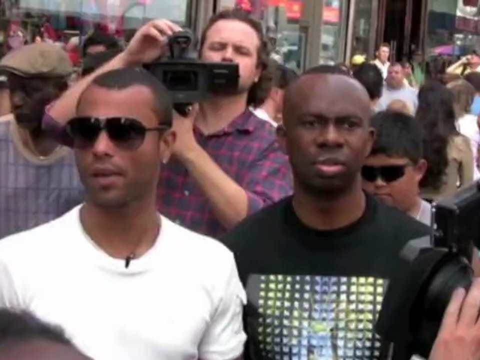 Celebrity Bytes: Cheryl Cole Wants New Boyfriend Tre to Meet Ex-Husband Ashley