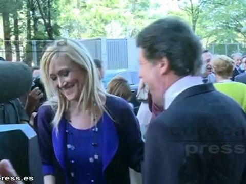 El PP con Cospedal a la cabeza apoya a Ignacio González