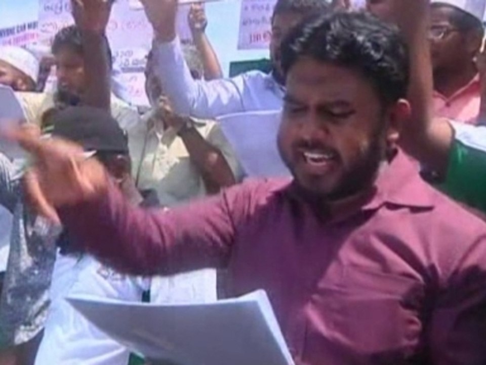 Sri Lankans protest anti-Islam film