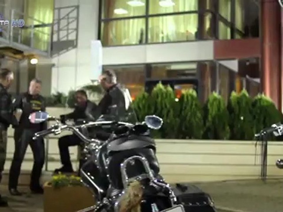 Емилия - Ще чакам да ми звъннеш - Planeta HD