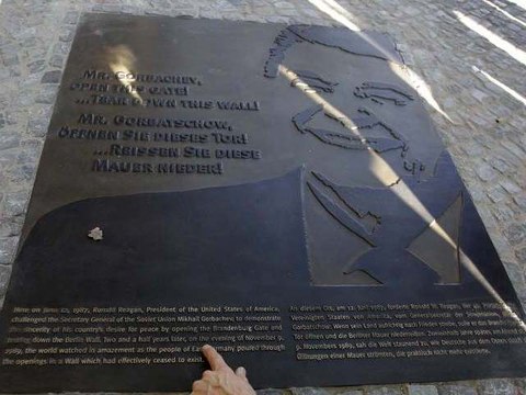 Ronald Reagan Memorial Unveiled in Berlin Near His Famed Tear Down This Wall Address