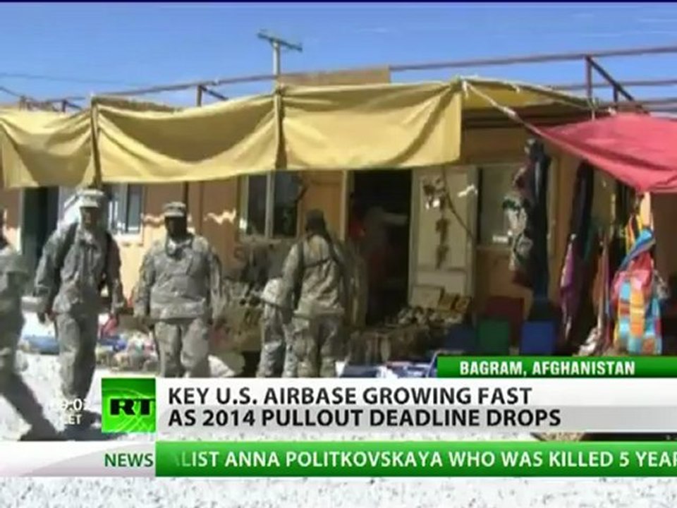 Starbuck Troopers: Pimped up air base oasis in war wilderness