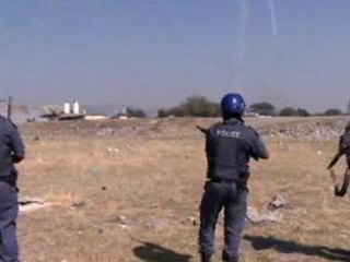 S African strikes continue at world's largest platinum mine