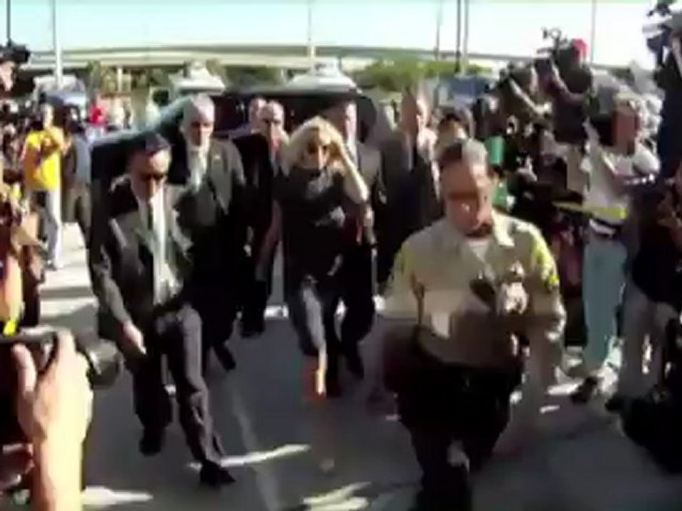 Lindsay Lohan Arrested For Hit & Run