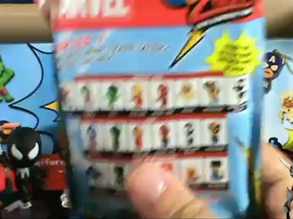 Collectible Spot - Marvel Grab Zags Cool Surprise Toys