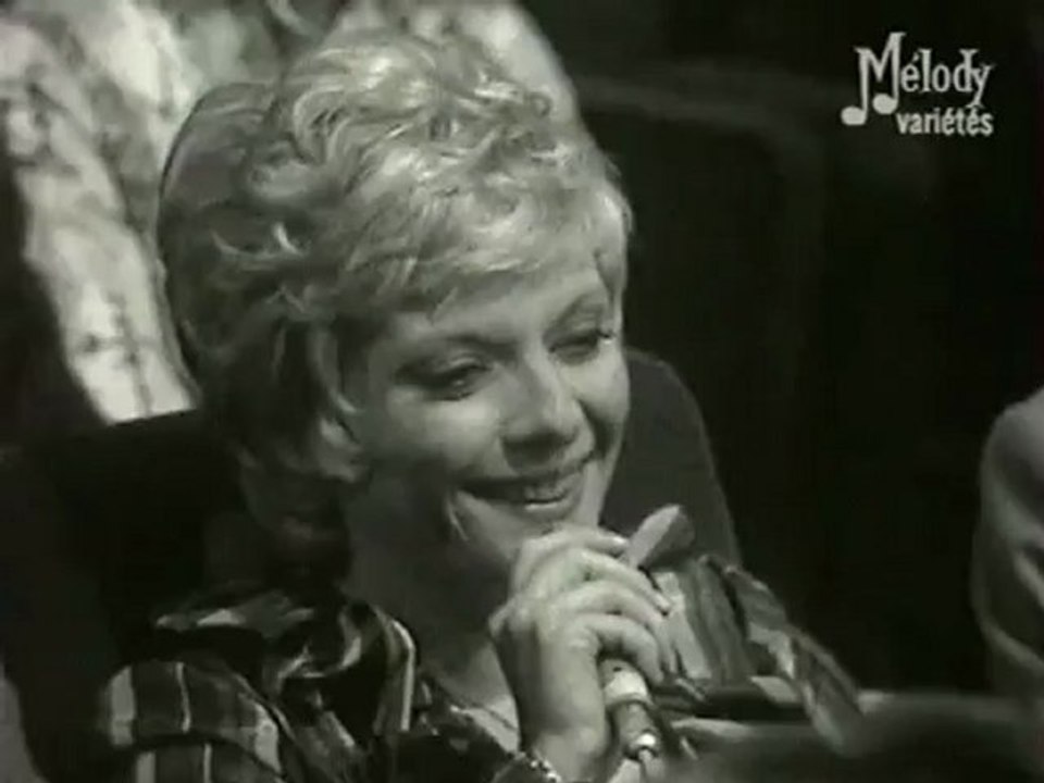 --Charles Aznavour (télé 72-n&b)- "" Je M' voyais déjà....""