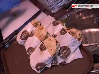 TG 19.09.12 Napoleat, il fast food napoletano conquista i baresi