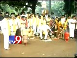 TDP starts Vanta varpu as a part of Bharat bandh