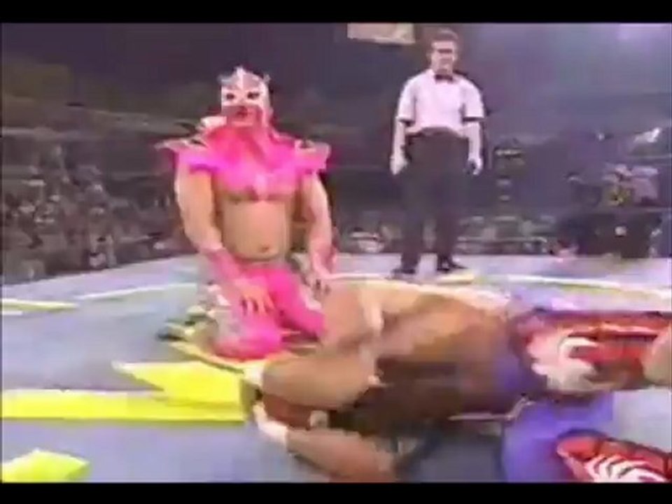 Top 35 Moves of Ultimo Dragon