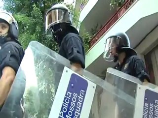 Los Mossos impiden que se lea un manifiesto de apoyo a Laura Riera