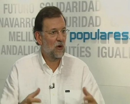 Rajoy califica de insulto la subida de impuestos