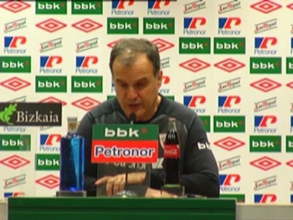 Bielsa: 'Saviola ist ein großartiger Torjäger'