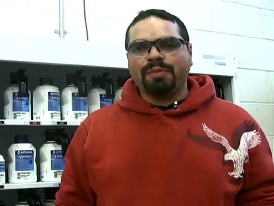 Student of Automotive Painter Program