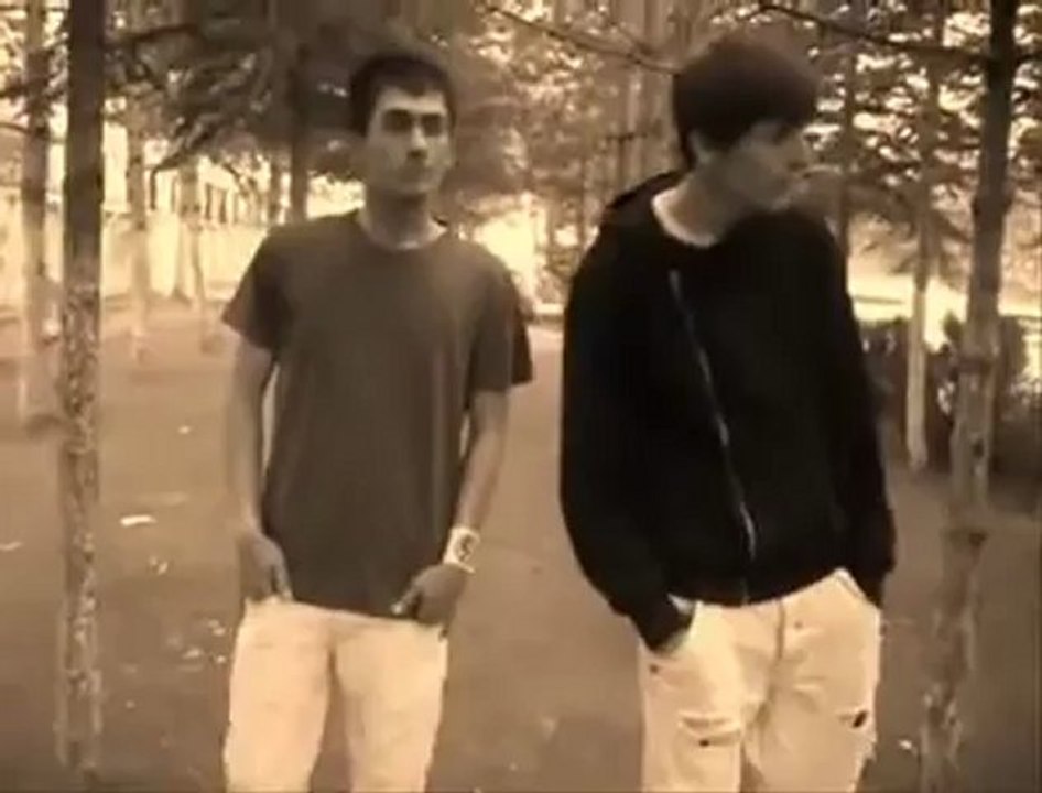 iSyanQaR26 ft. Slower Rwa - Yardım Et Yaradan 2011 [ Video Klip ]