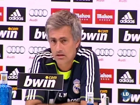 Mourinho: Lo tendremos más difícil si los equipos regalan el partido contra el Barça