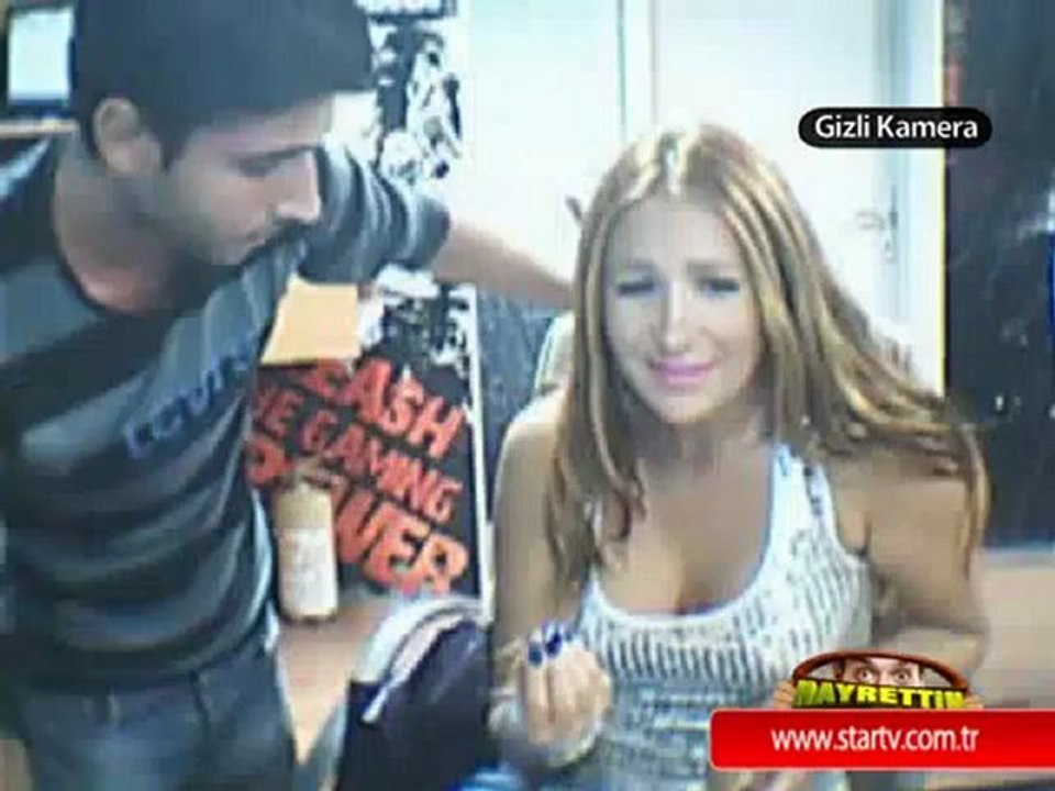 Hayrettin-Nilay Dorsa İnternet Cafe şakası