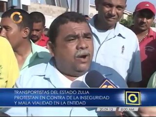 Télécharger la video: Transportistas en Zulia protestaron frente a la División de Infantería