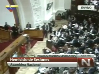 (Vídeo) Diputado Méndez: El dinero proviene de grupos mafiosos que financian a Capriles