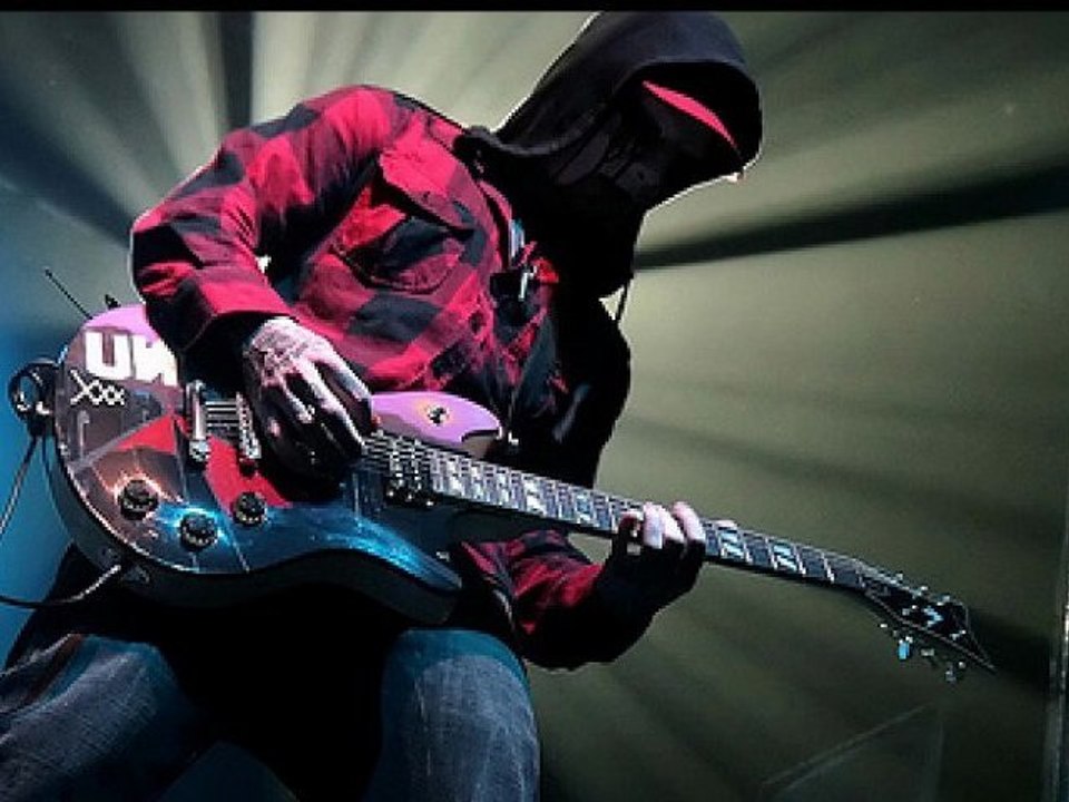 Hollywood Undead - Sell Your Soul Lyrics HD