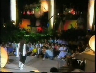 Cem Karaca & Avrasya - Yarım Porsiyon Aydınlık