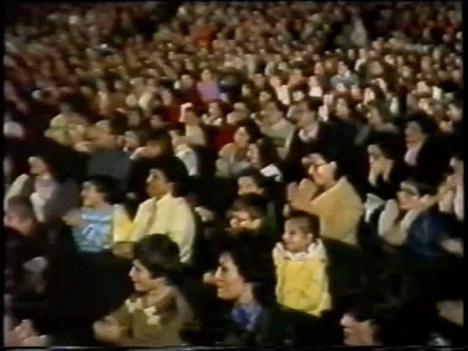 Emel Sayın - Affetmem Asla Seni (Adile Naşit ile)